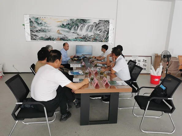 振华重工和中交一航局项目组来赶海机器人公...